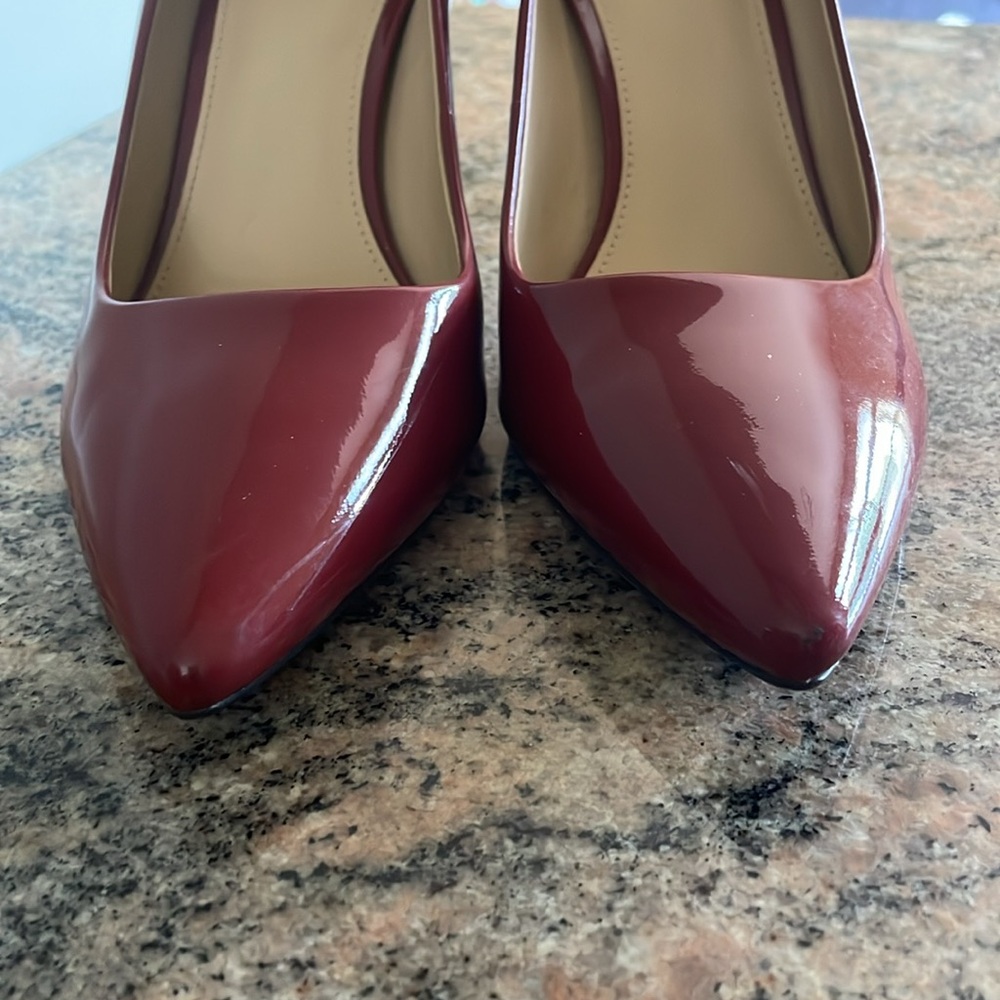 Michael Kors Dorothy Flex Pumps Brandy Bright Red Patent Shoes - Picture 4 of 8